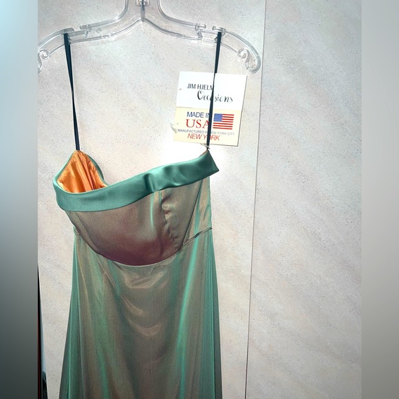 ๐ NWT Beautiful Sage Evening Party Dress pearlescent - Picture 1 of 7